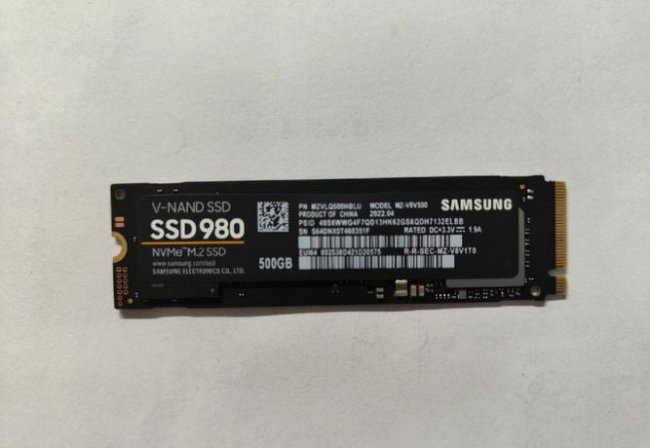 三星980和麒麟820哪个好
