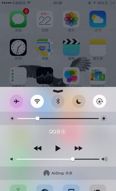 iphone手电筒打开不亮了照相机不好用