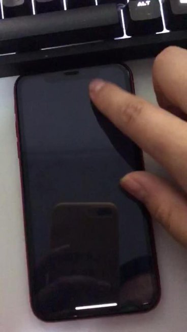iphone11无限转圈黑屏强制没有用怎么解决