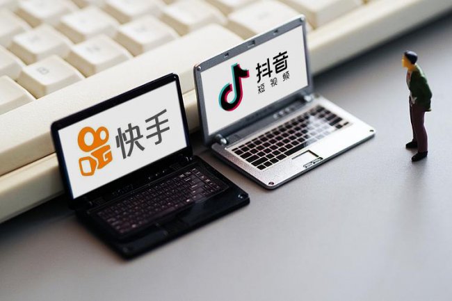 现在抖音和快手哪个更容易赚钱