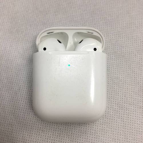 a2031苹果耳机是几代