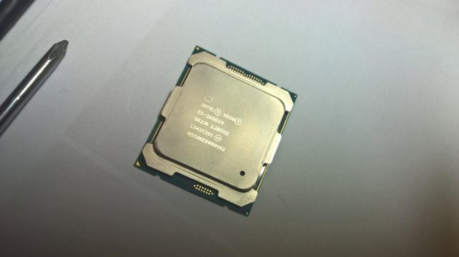至强e5和i7哪个好