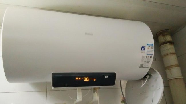 热水器有电但是显示器不亮还可以用吗