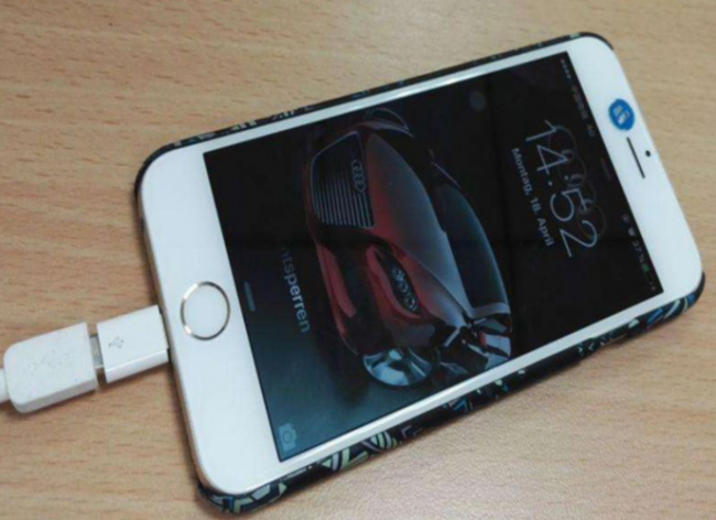 iphone数据线没坏充不上电冲但别人的手机就可以