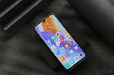 荣耀play6t手机怎么样?有红外遥控吗?
