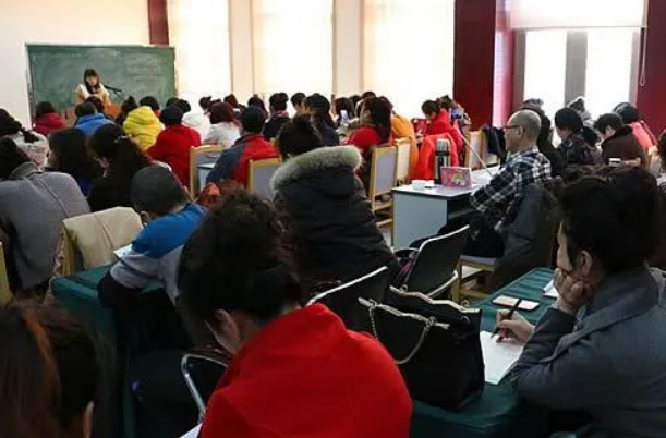 40岁女人技能培训班有哪些可以参加